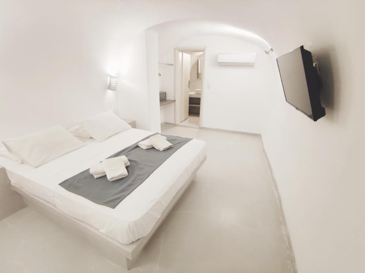 Fira Spirit Getaway Fira (Santorini) Exterior photo